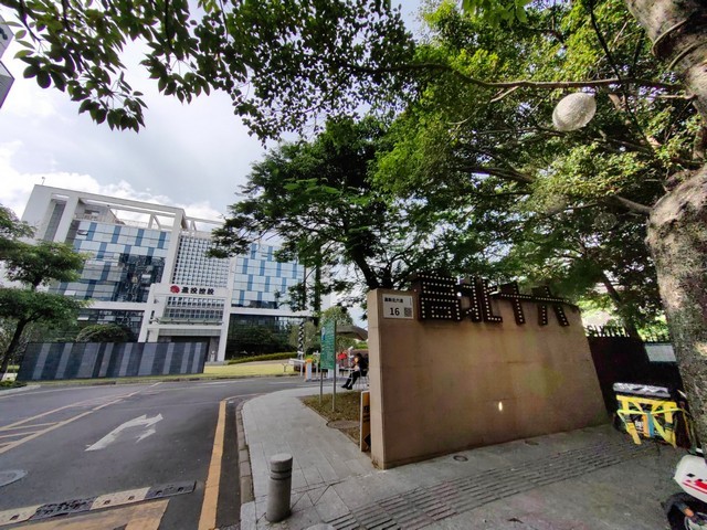 东莞工业注塑机械手设计